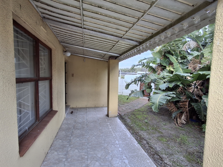 3 Bedroom Property for Sale in Pelican Park Western Cape
